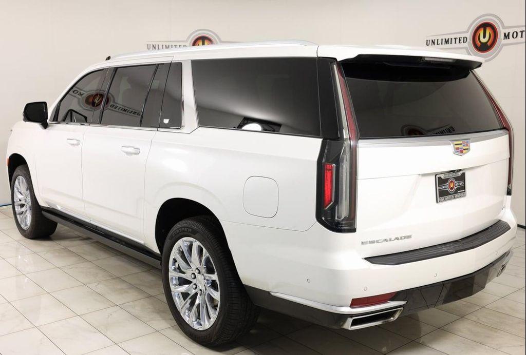 used 2021 Cadillac Escalade ESV car, priced at $53,995