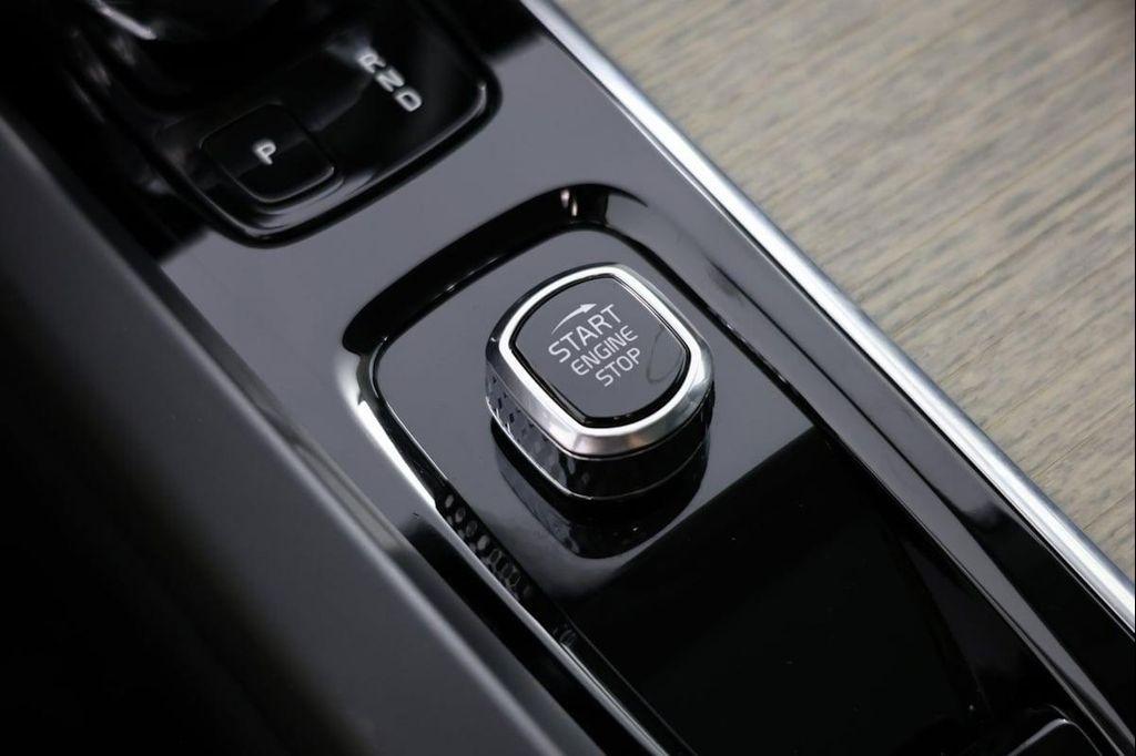 used 2022 Volvo XC60 car, priced at $35,900