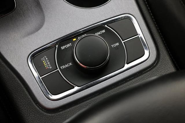 used 2015 Jeep Grand Cherokee car, priced at $39,995