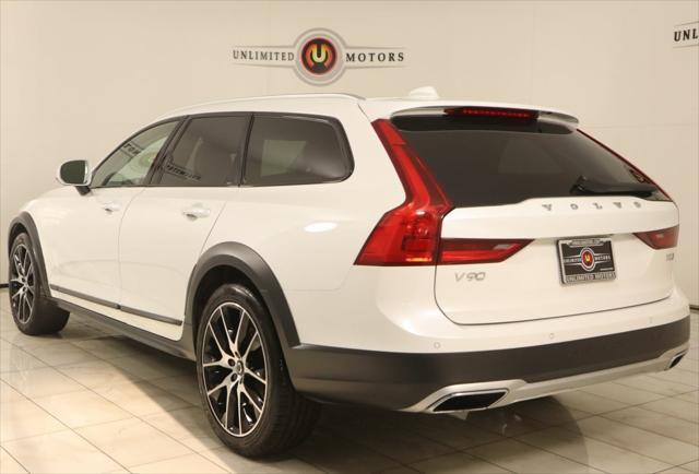 used 2020 Volvo V90 Cross Country car, priced at $31,500