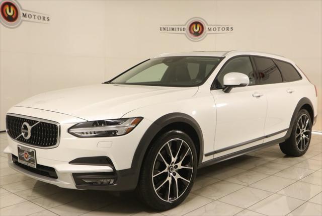 used 2020 Volvo V90 Cross Country car, priced at $31,500