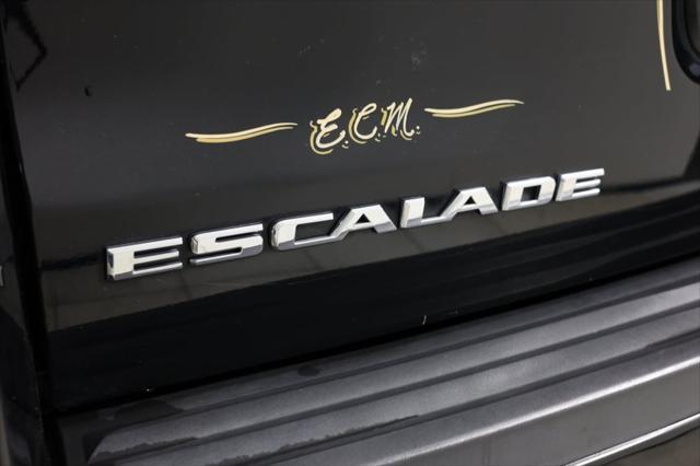 used 2015 Cadillac Escalade car, priced at $23,995