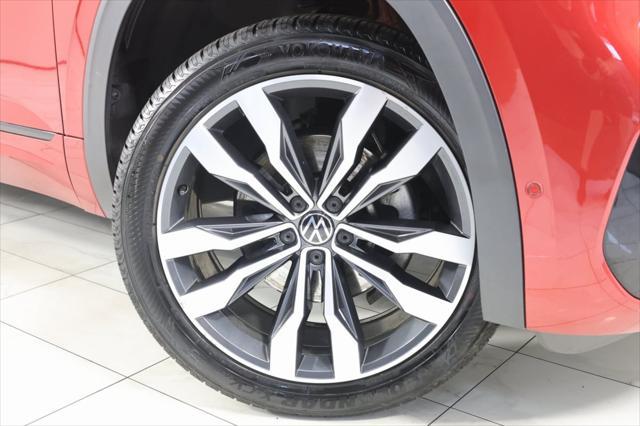 used 2020 Volkswagen Atlas Cross Sport car, priced at $25,995