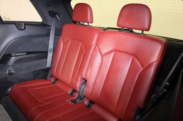 used 2022 Audi SQ7 car, priced at $65,995