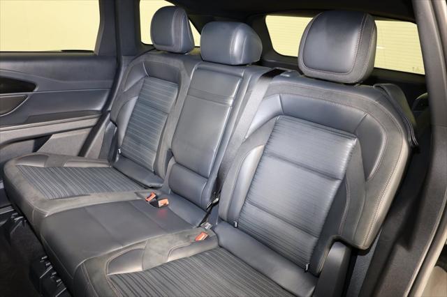 used 2024 Lincoln Nautilus car, priced at $53,995