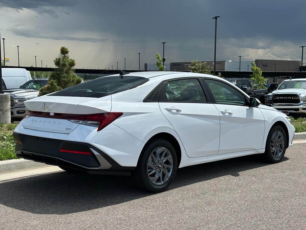 new 2025 Hyundai ELANTRA HEV car, priced at $25,904