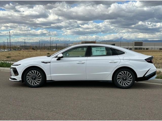 new 2025 Hyundai Sonata Hybrid car, priced at $39,600