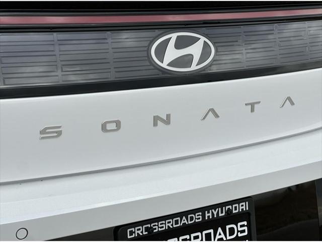 new 2025 Hyundai Sonata Hybrid car, priced at $39,600