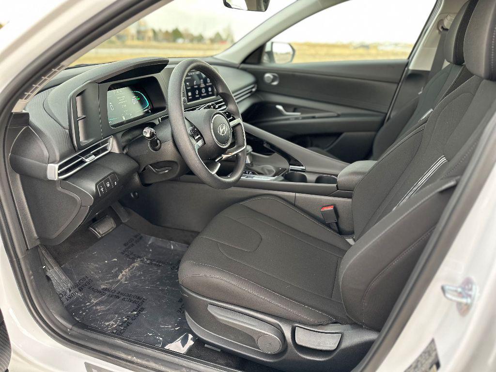 new 2025 Hyundai ELANTRA HEV car, priced at $25,703