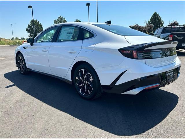 new 2024 Hyundai Sonata car, priced at $28,325