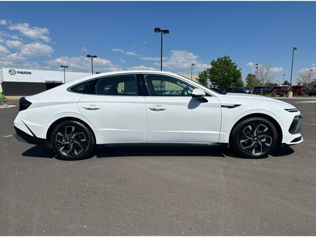 new 2024 Hyundai Sonata car, priced at $28,325