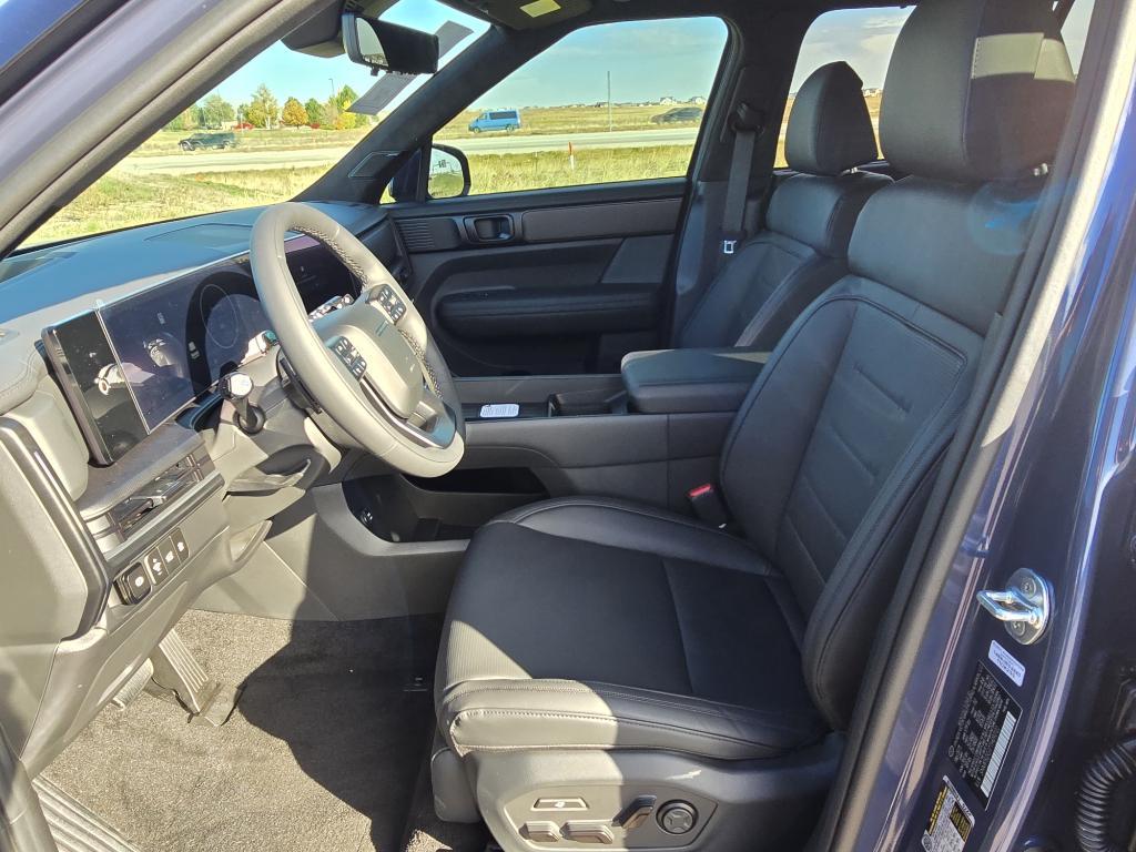 new 2026 Hyundai SANTA FE HEV car, priced at $52,680