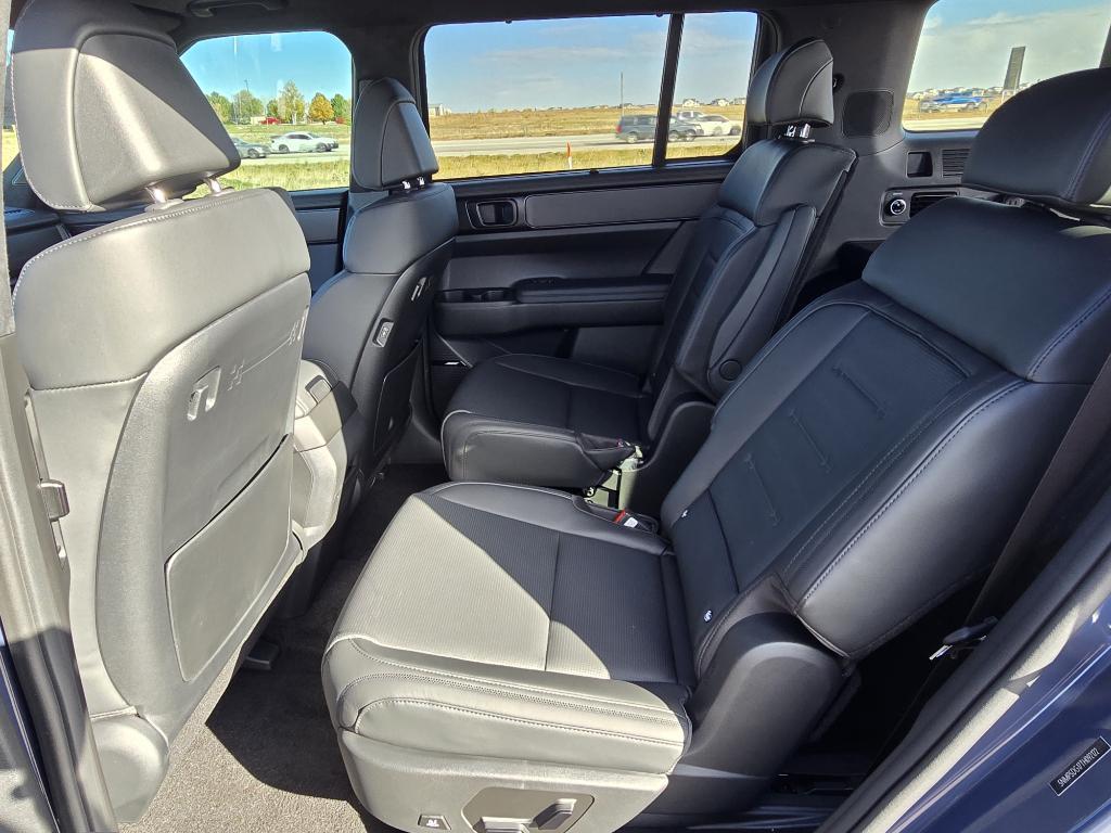 new 2026 Hyundai SANTA FE HEV car, priced at $52,680