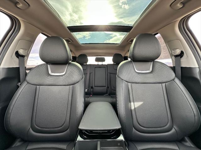 new 2025 Hyundai TUCSON Hybrid car, priced at $42,537