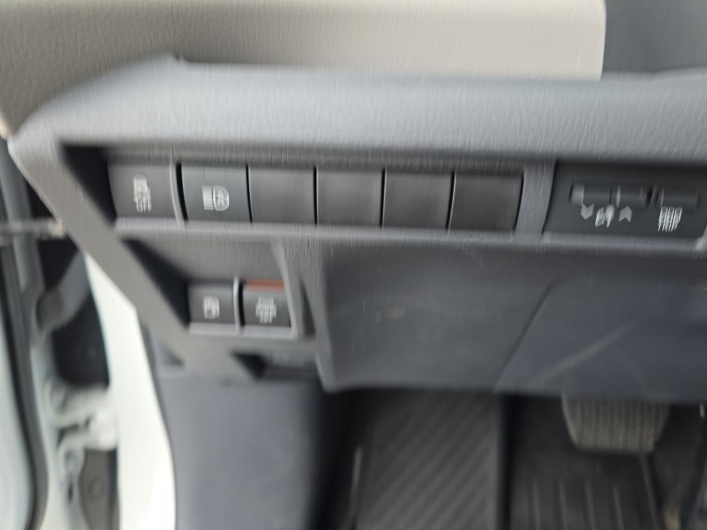 used 2024 Toyota Sienna car, priced at $40,286