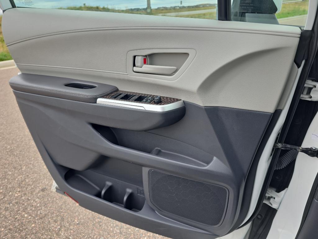 used 2024 Toyota Sienna car, priced at $40,286