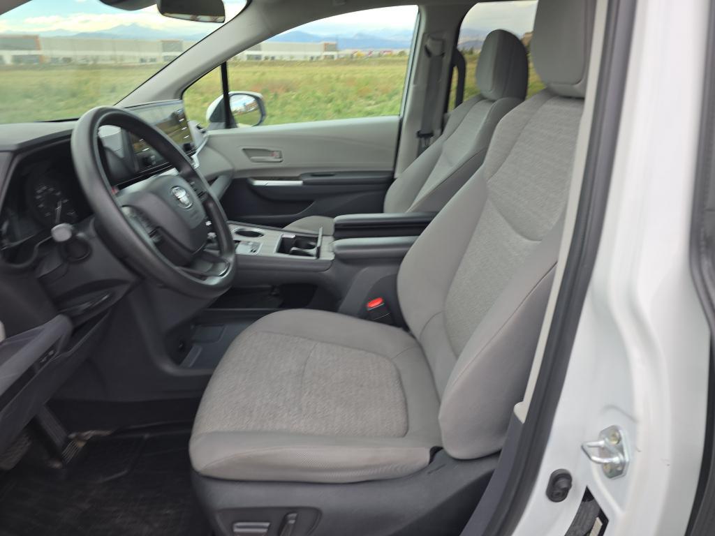used 2024 Toyota Sienna car, priced at $40,286