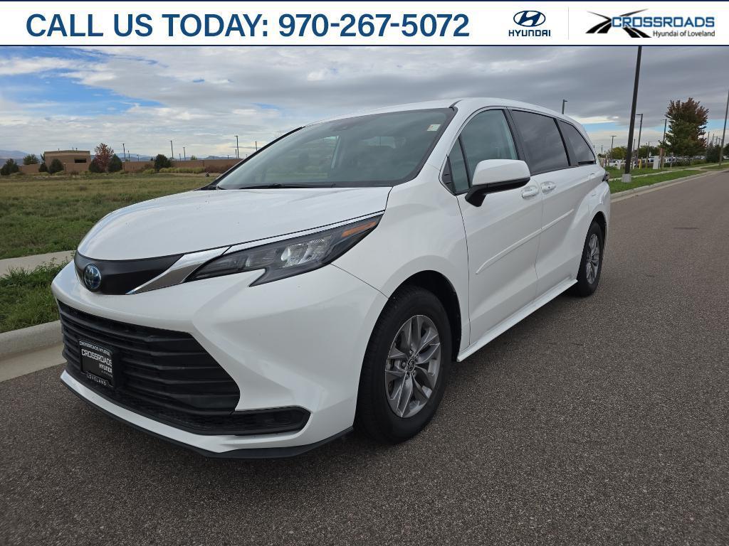 used 2024 Toyota Sienna car, priced at $40,286