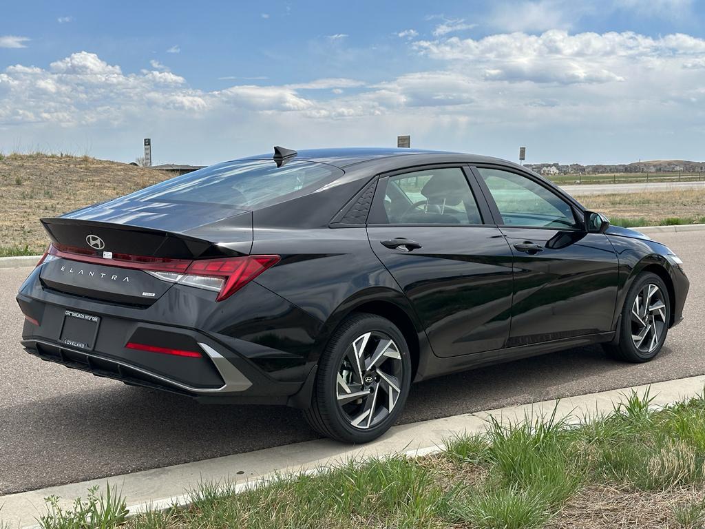 new 2025 Hyundai ELANTRA HEV car, priced at $27,583