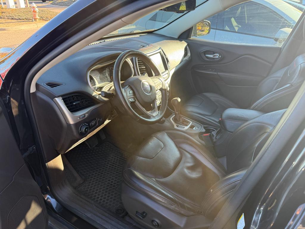 used 2015 Jeep Cherokee car, priced at $7,998