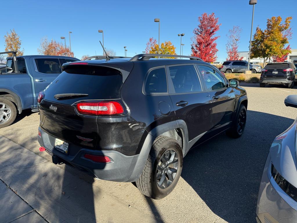 used 2015 Jeep Cherokee car, priced at $7,998