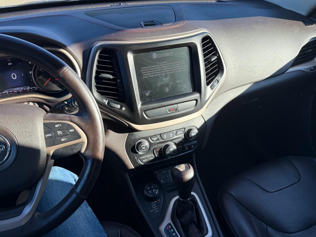 used 2015 Jeep Cherokee car, priced at $7,998