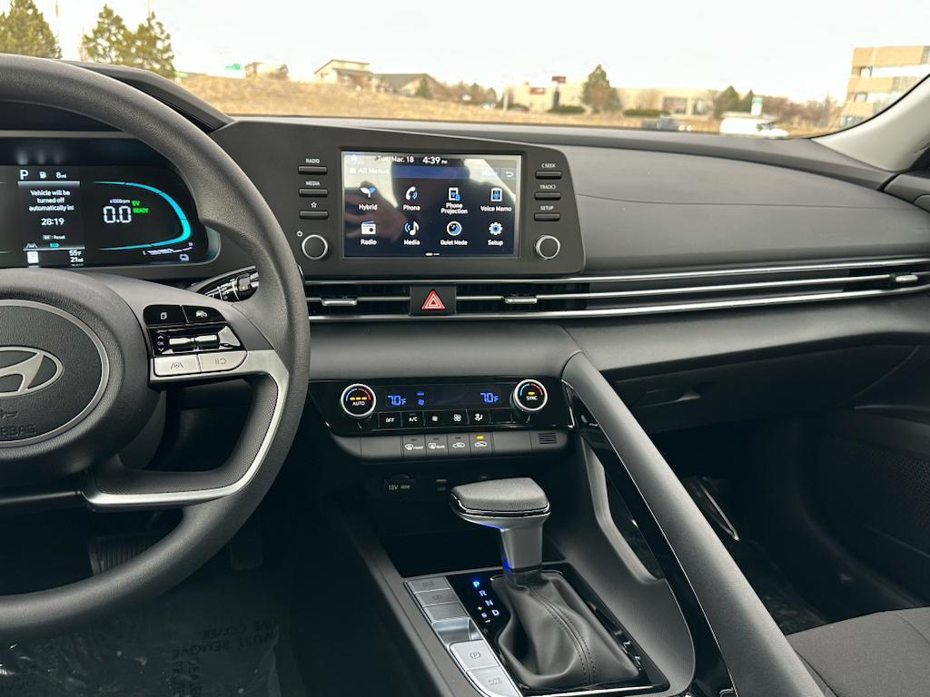 new 2025 Hyundai ELANTRA HEV car, priced at $25,438