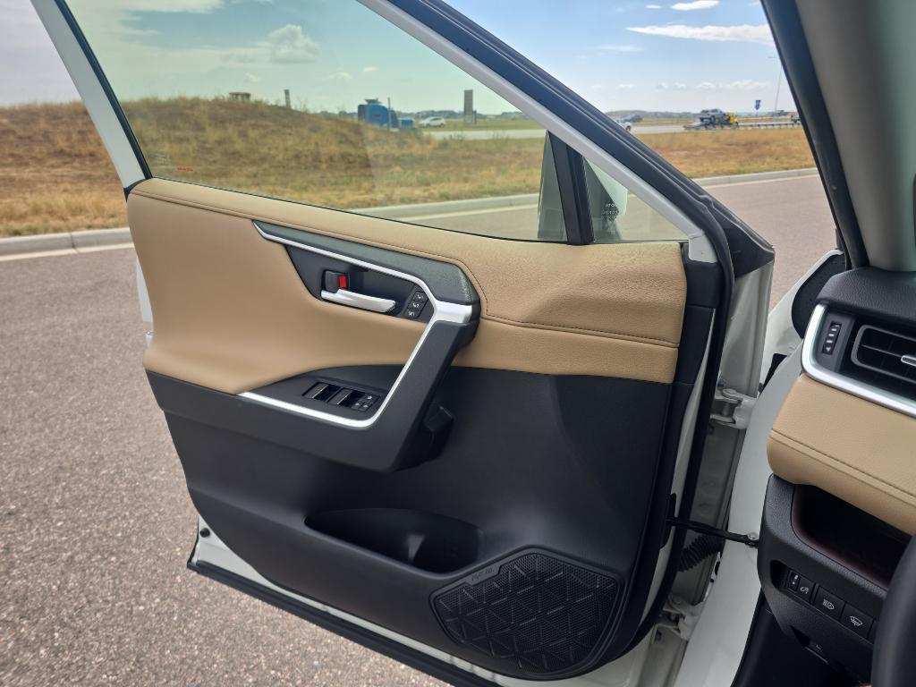 used 2019 Toyota RAV4 Hybrid car, priced at $30,398