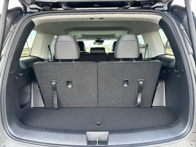 new 2025 Hyundai Santa Fe car, priced at $39,540