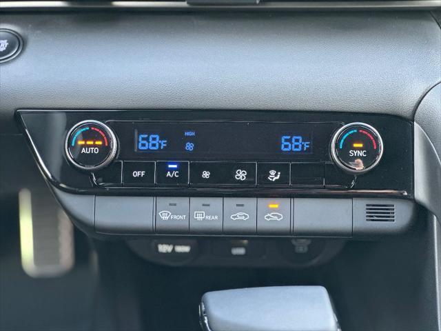 new 2025 Hyundai Elantra car, priced at $25,510