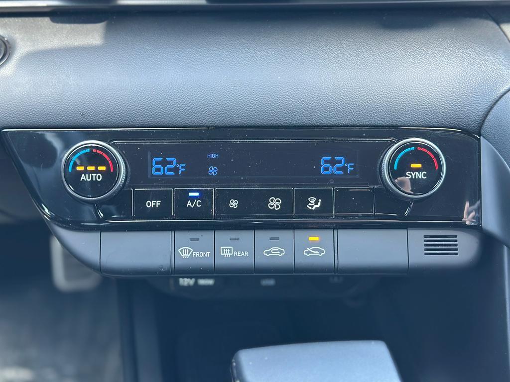 new 2025 Hyundai Elantra car, priced at $22,805