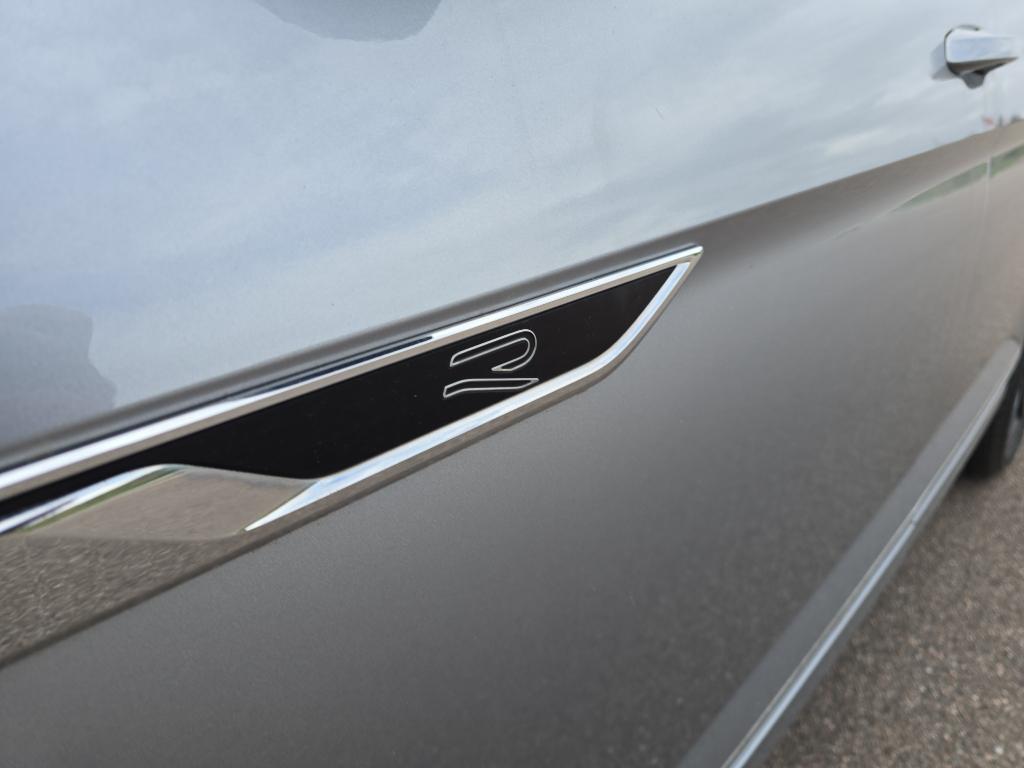 used 2021 Volkswagen Atlas car, priced at $21,996