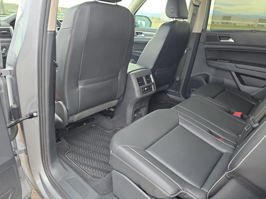 used 2021 Volkswagen Atlas car, priced at $21,996