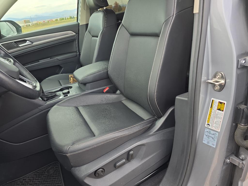 used 2021 Volkswagen Atlas car, priced at $21,996