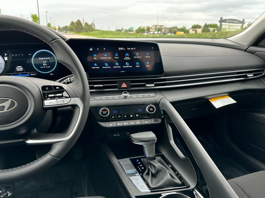 new 2025 Hyundai Elantra car, priced at $25,333