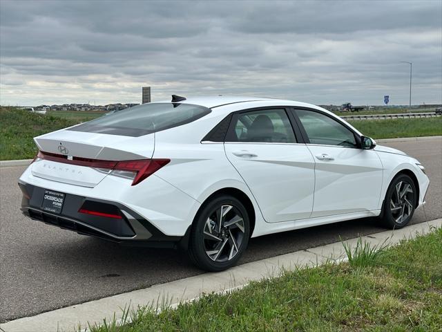 new 2025 Hyundai Elantra car, priced at $27,085