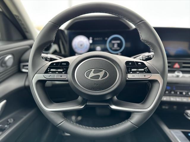 new 2025 Hyundai Elantra car, priced at $27,085