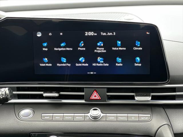 new 2025 Hyundai Elantra car, priced at $27,085