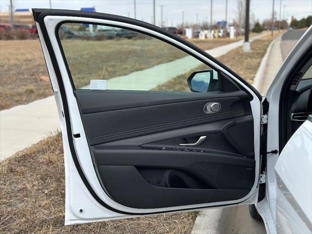new 2025 Hyundai Elantra car, priced at $26,421