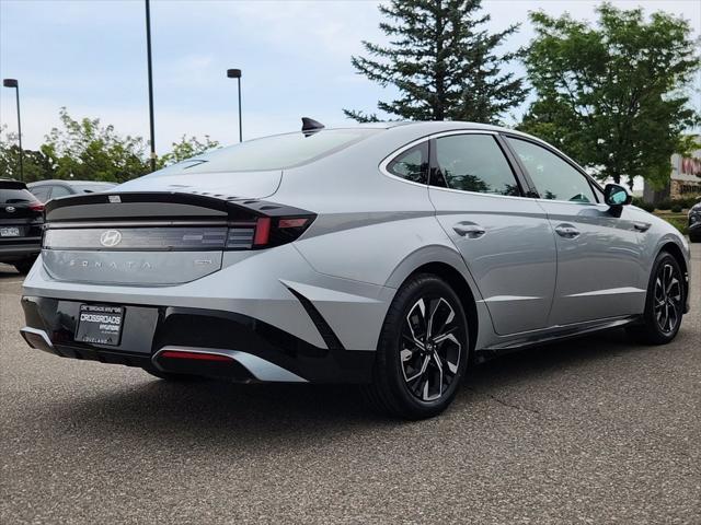 new 2024 Hyundai Sonata car, priced at $27,677