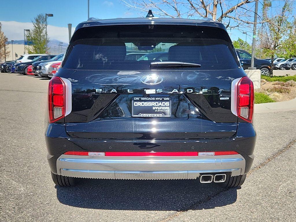 used 2024 Hyundai Palisade car, priced at $48,998