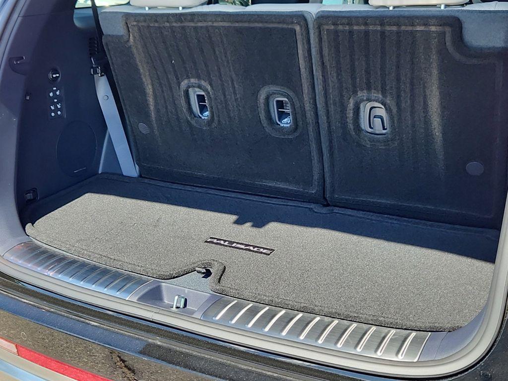used 2024 Hyundai Palisade car, priced at $48,998