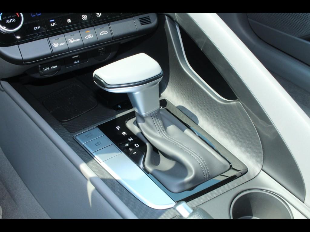 new 2025 Hyundai Elantra car, priced at $23,244