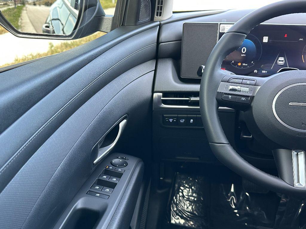 new 2025 Hyundai Tucson car, priced at $34,058