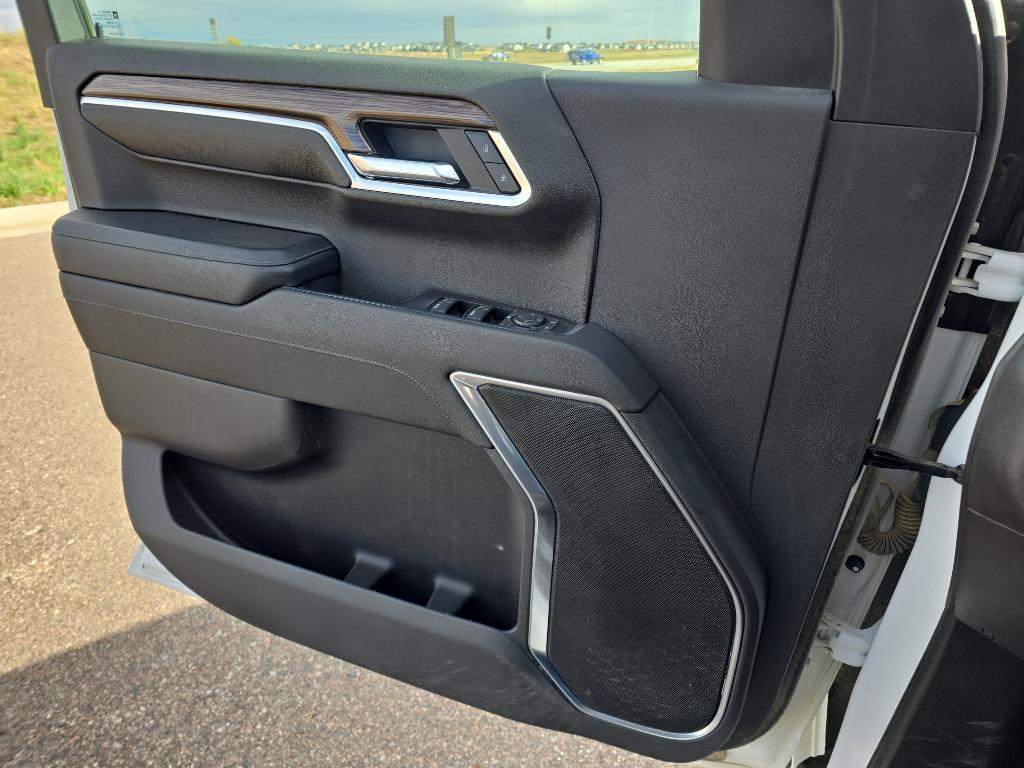 used 2022 Chevrolet Silverado 1500 car, priced at $30,694