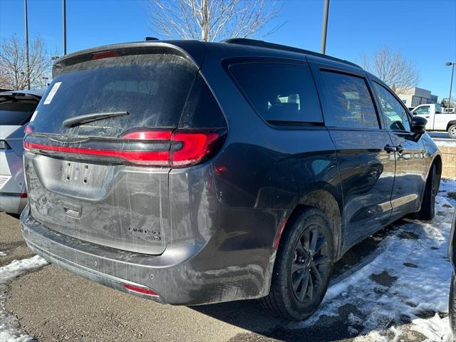 used 2021 Chrysler Pacifica car, priced at $21,339