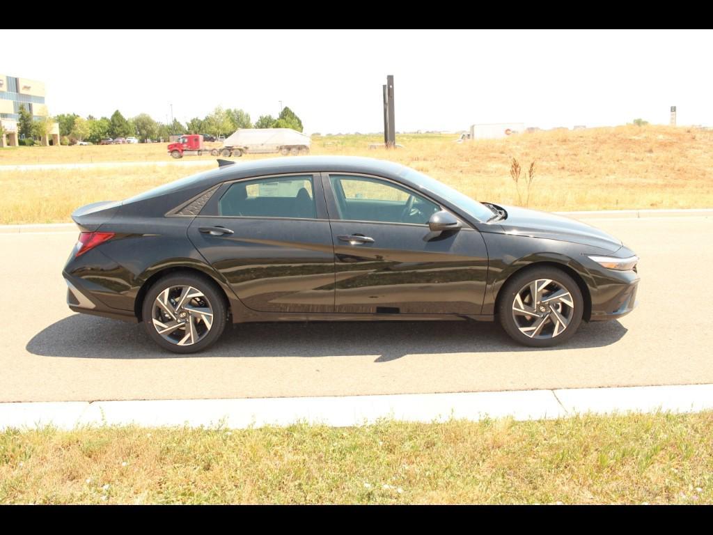 new 2025 Hyundai Elantra car, priced at $23,180