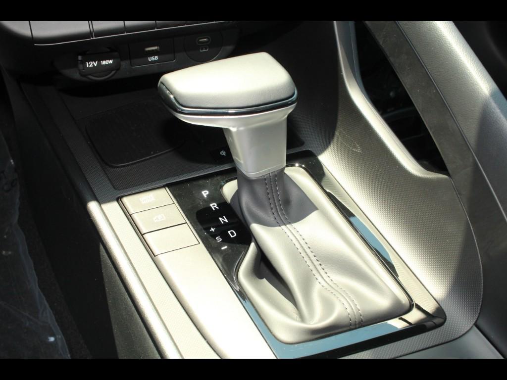 new 2025 Hyundai Elantra car, priced at $23,180