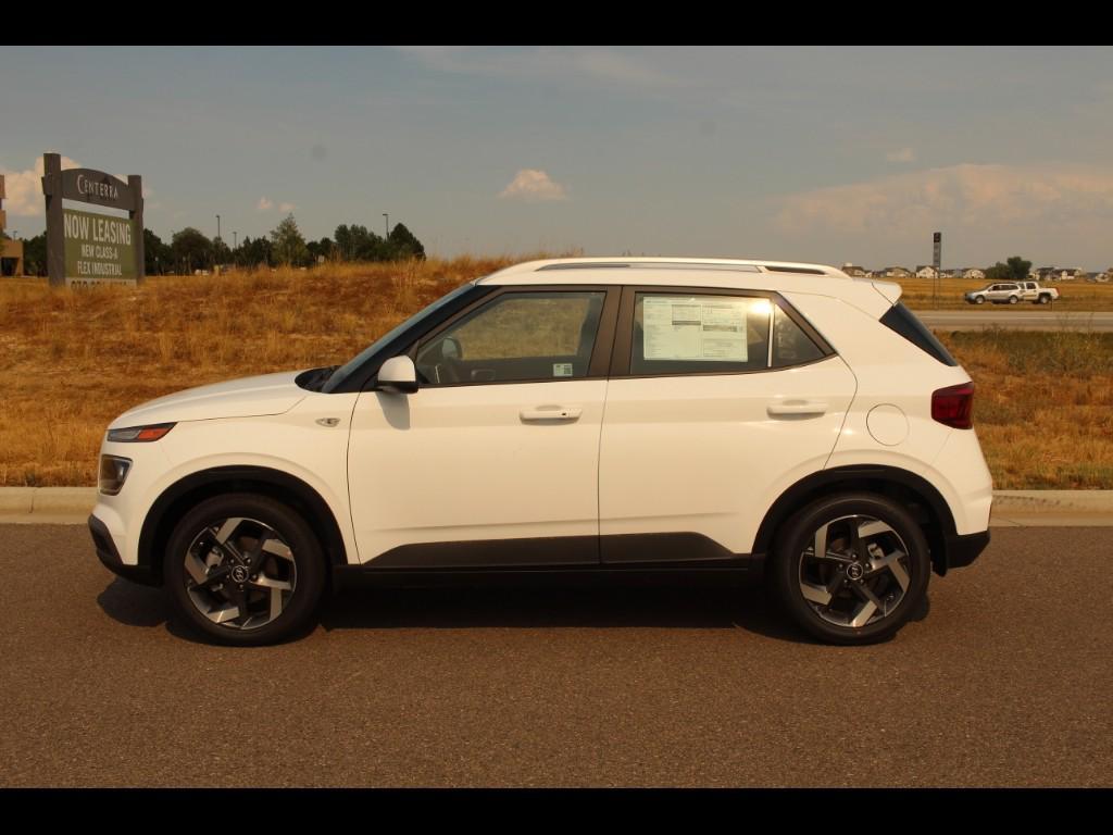 new 2025 Hyundai Venue car, priced at $22,817