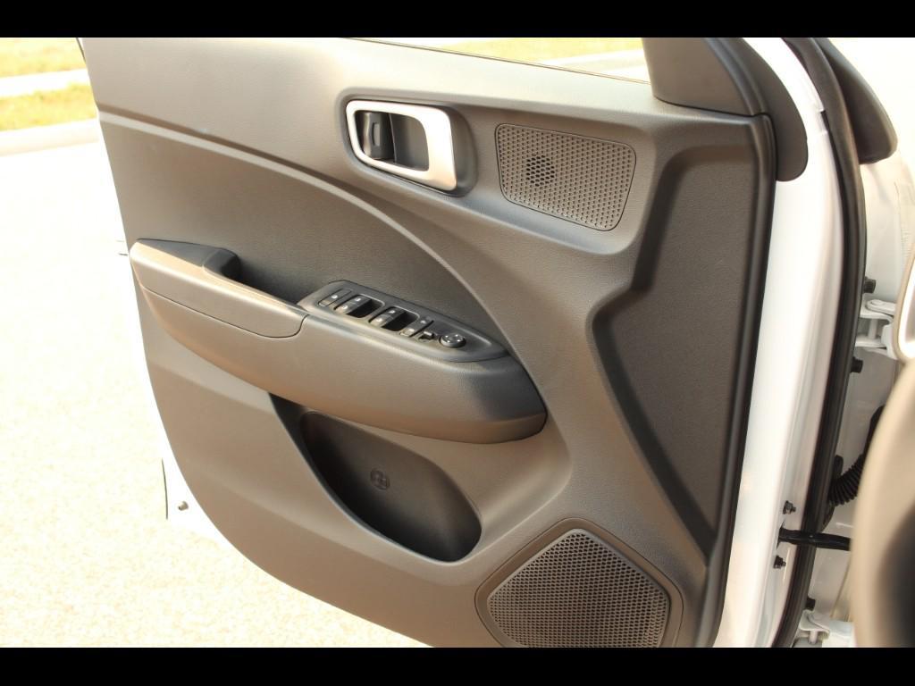 new 2025 Hyundai Venue car, priced at $22,817